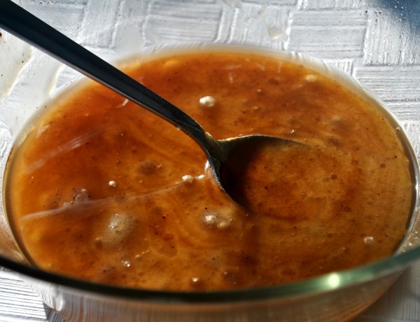 Мёд с растительным маслом для граноллы